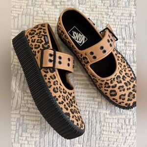 NWOT Vans Maryjane sneakers